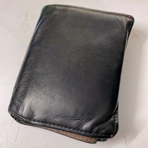 Fossil wallet